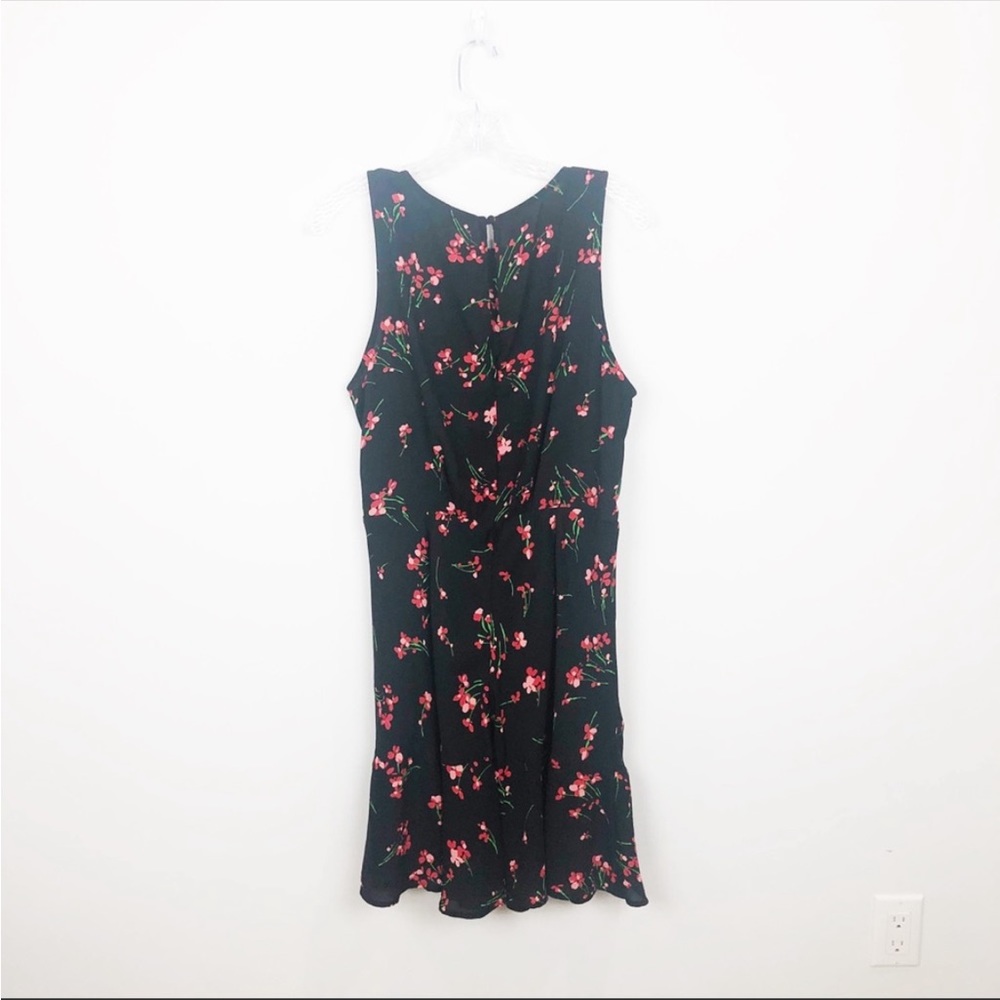 NWT J.Crew Ruched-waist dress in falling floral Black Size 14 - Picture 5 of 8